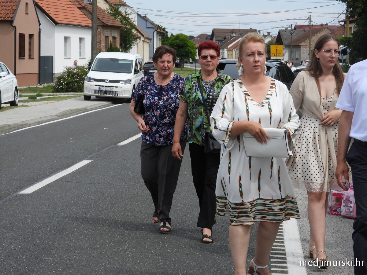 Mimohod Mala Subotica (14)