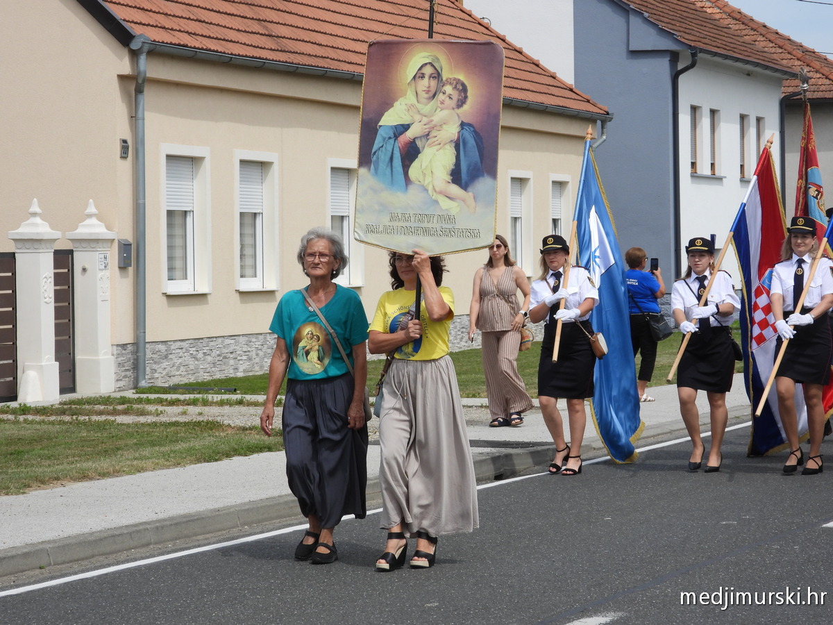 Mimohod Mala Subotica (23)