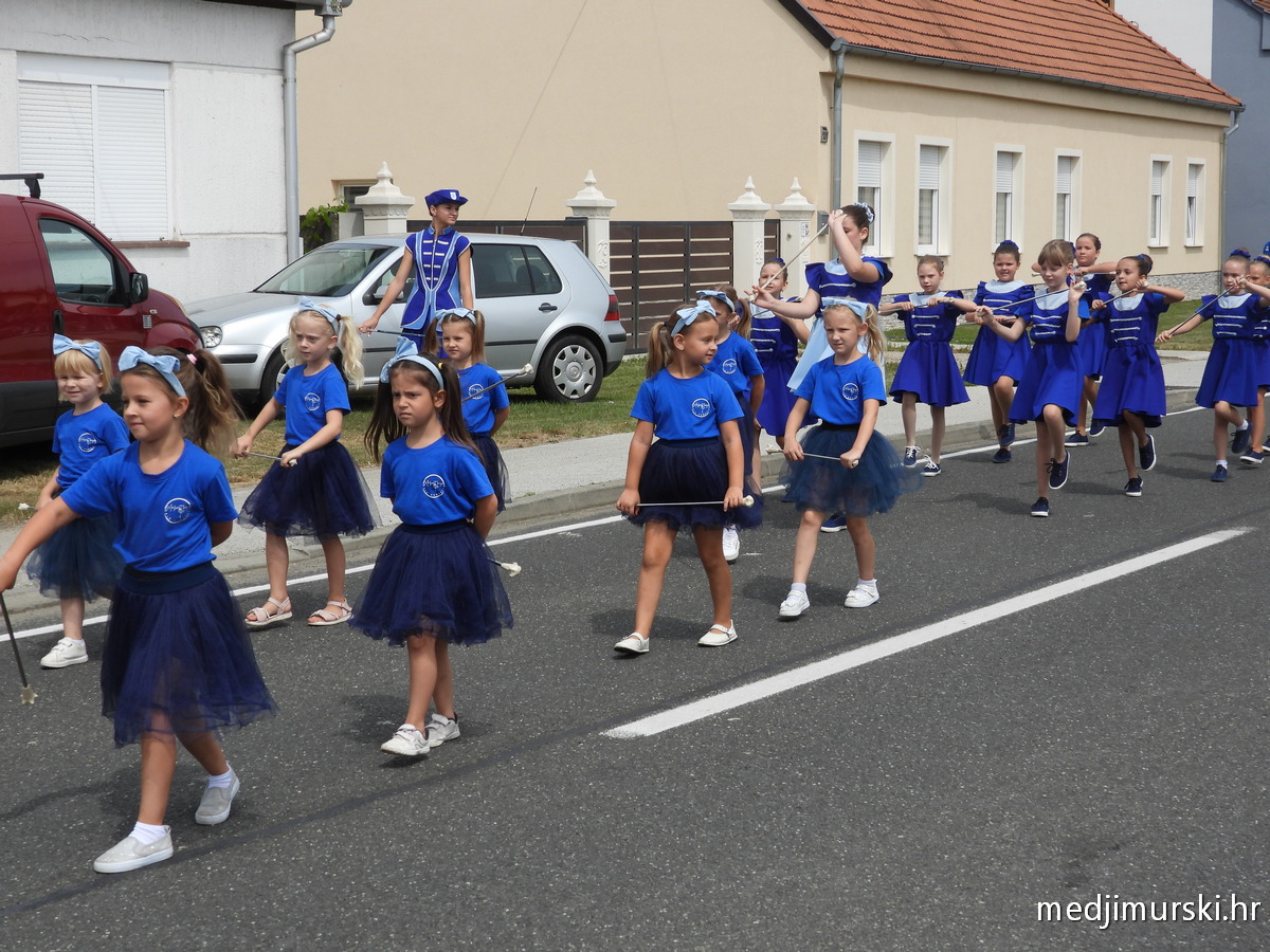 Mimohod Mala Subotica (26)