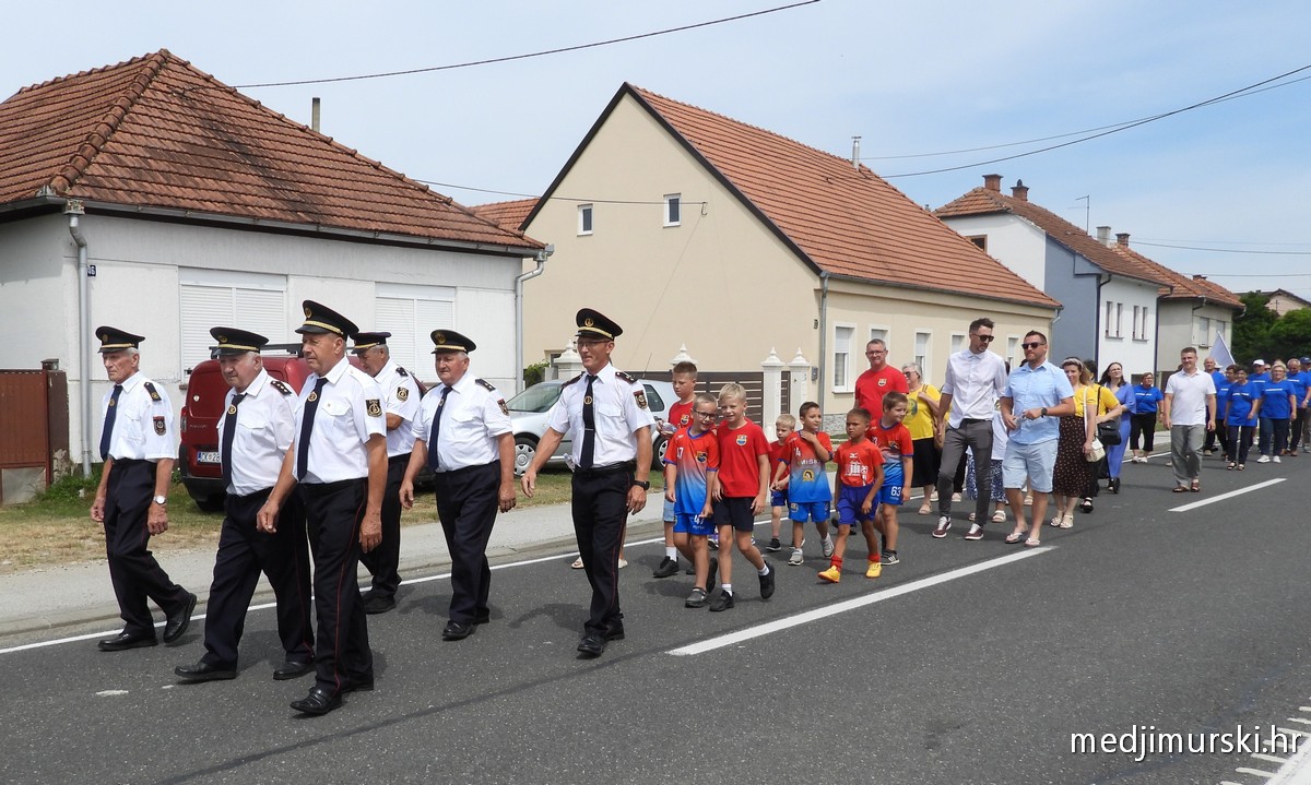 Mimohod Mala Subotica (37)