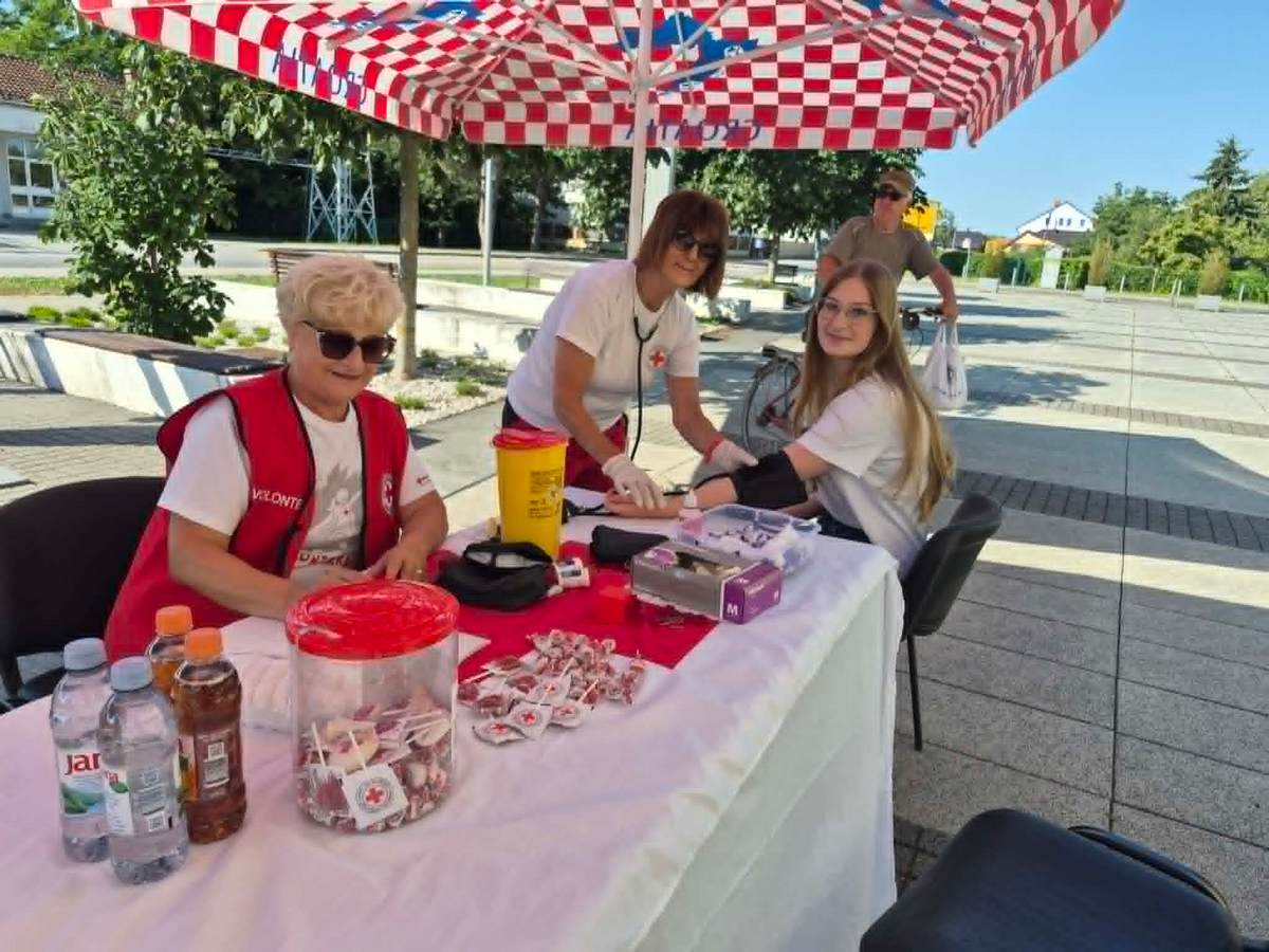Mjerenje tlaka i šećera u Maloj Subotici (5)