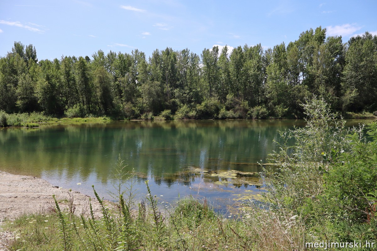 Počeli radovi svetomarsko kupalište (12)