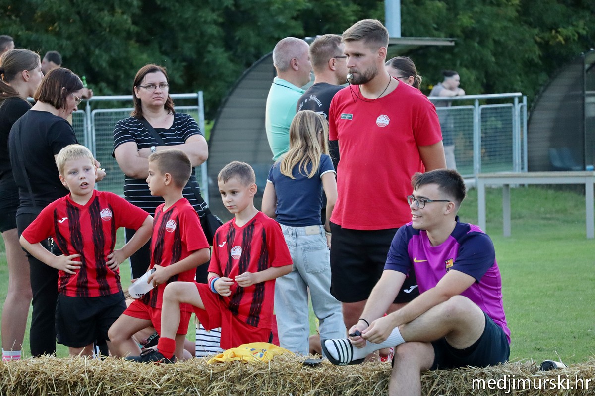 Seoske ljetne noži Otok 2026 (16)