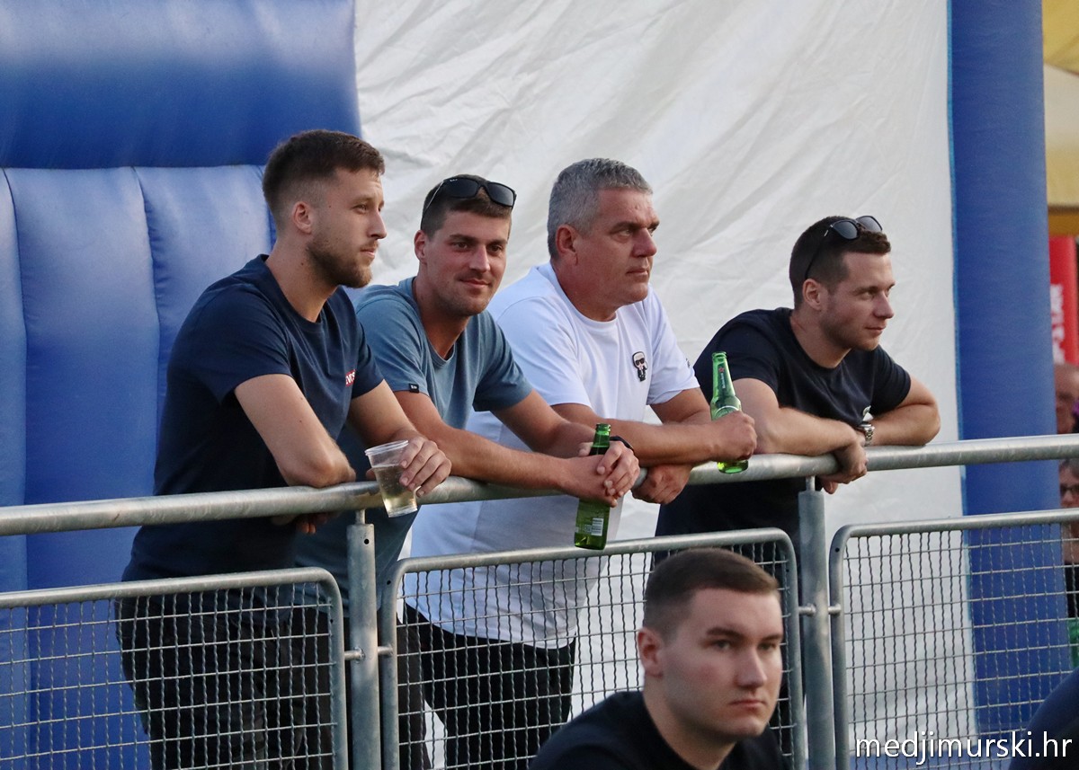 Seoske ljetne noži Otok 2026 (7)