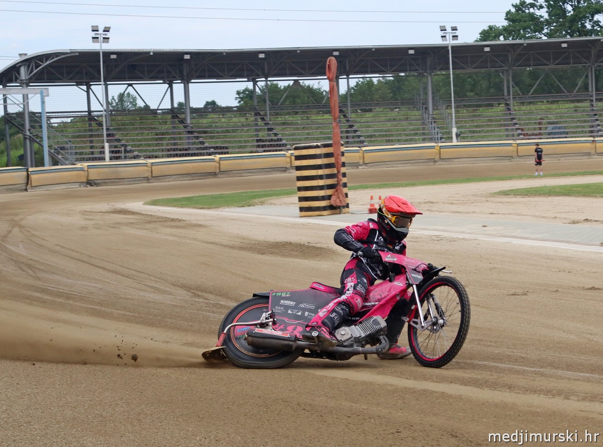 Speedway girls Croatia 2026 (7)