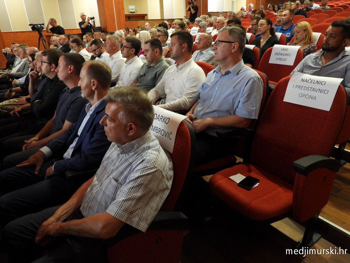 Svečana sjednica Općinskog vijećaMala Subotica (55)