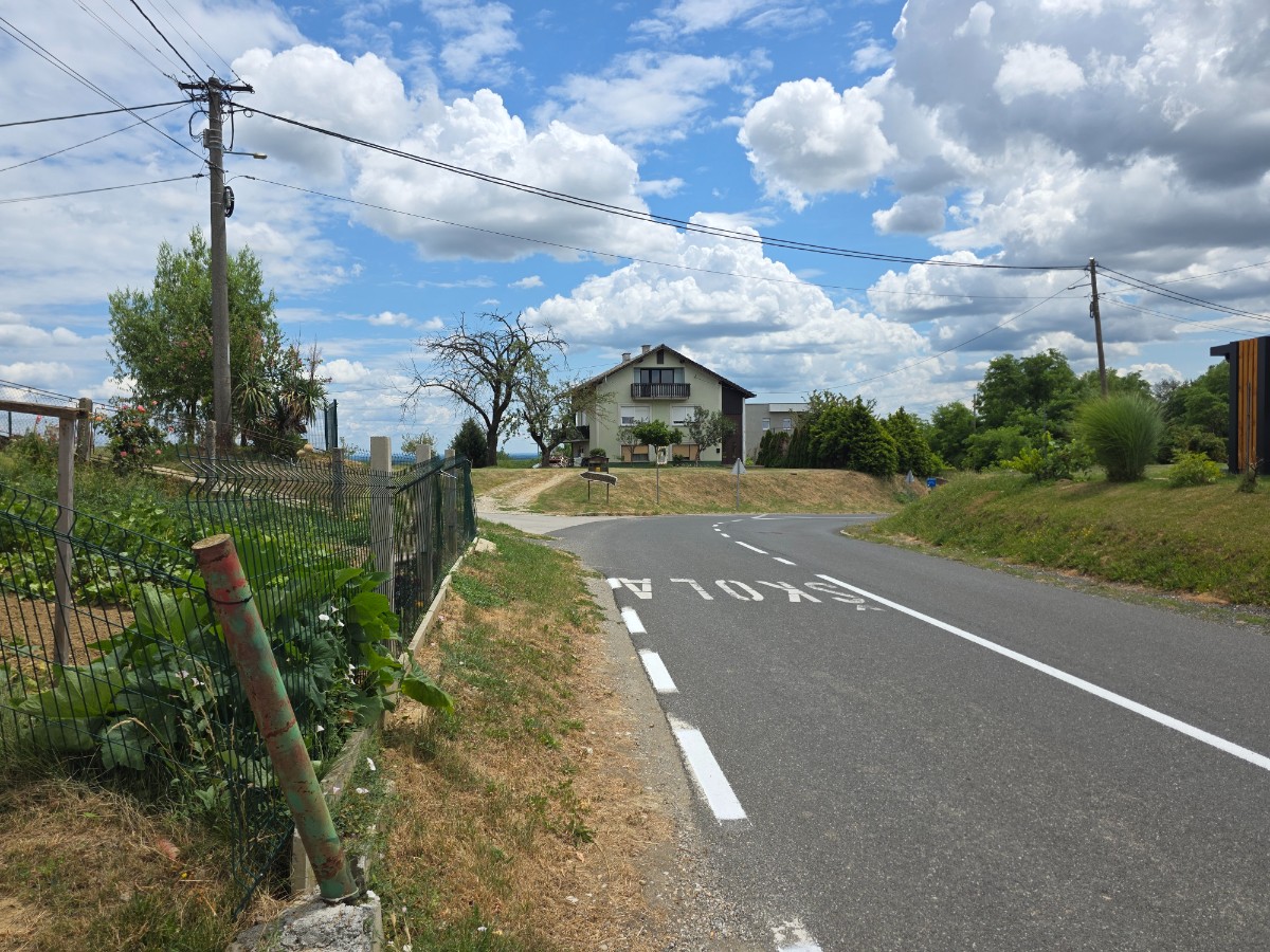 Zasadbreg ograda (1)