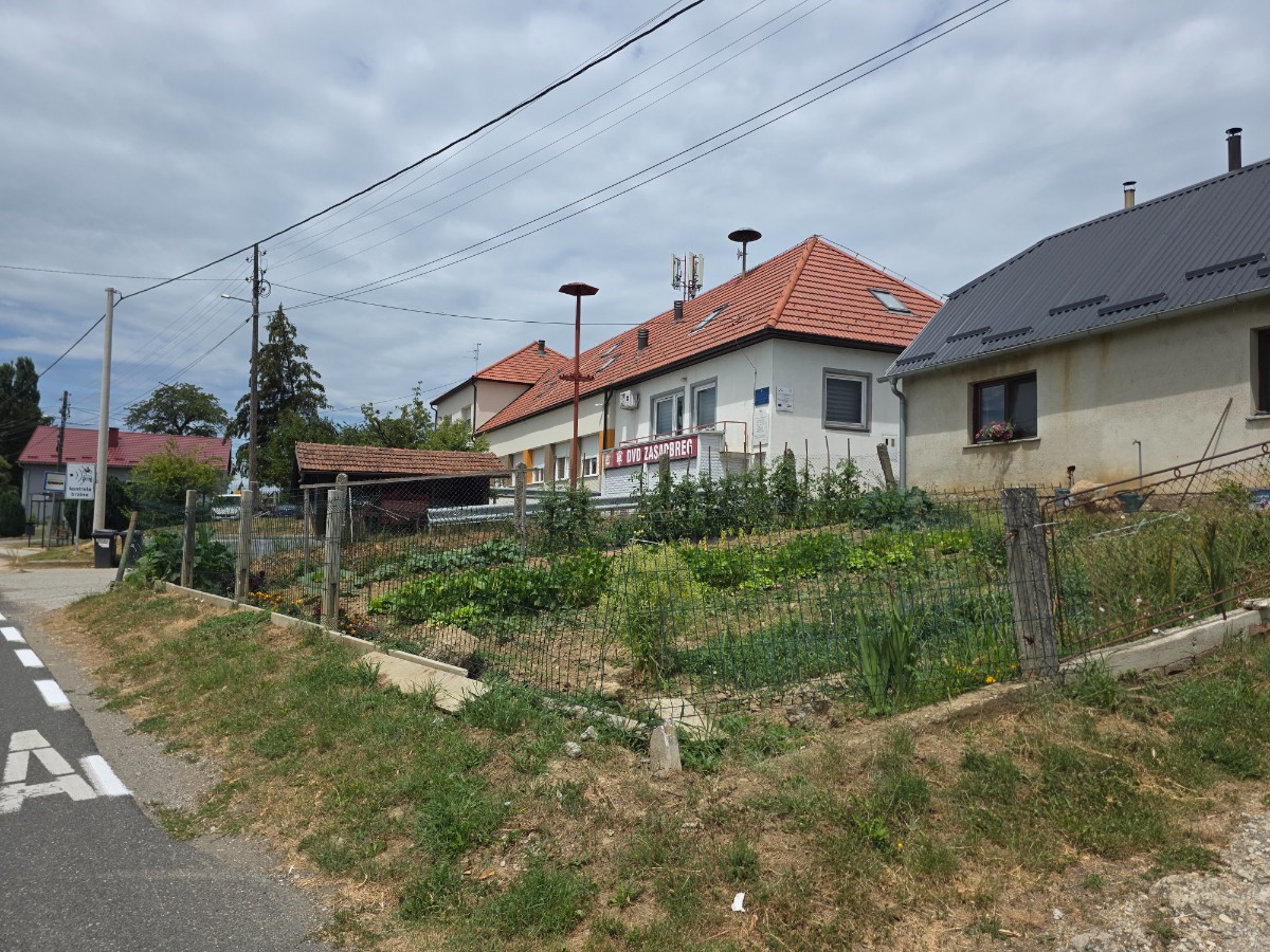Zasadbreg ograda (2)