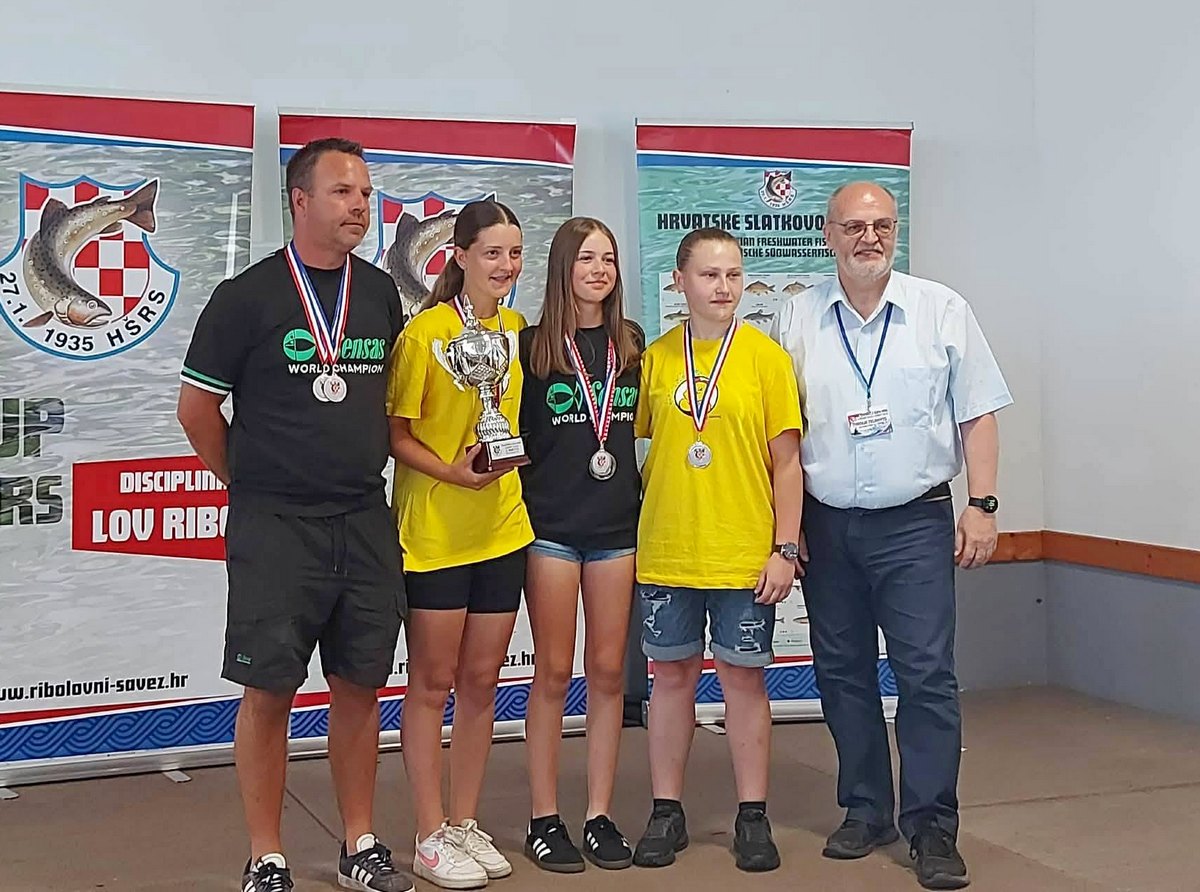 Za unutra 2 Juniorke TSH Sensas Čakovec bile su druge ekipno