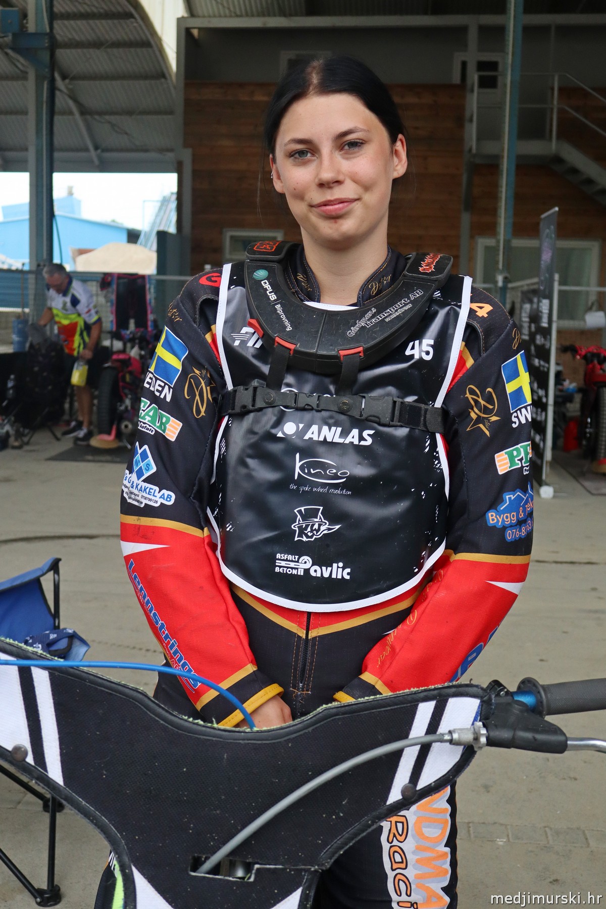 Za unutra 4 Chanell Lekander